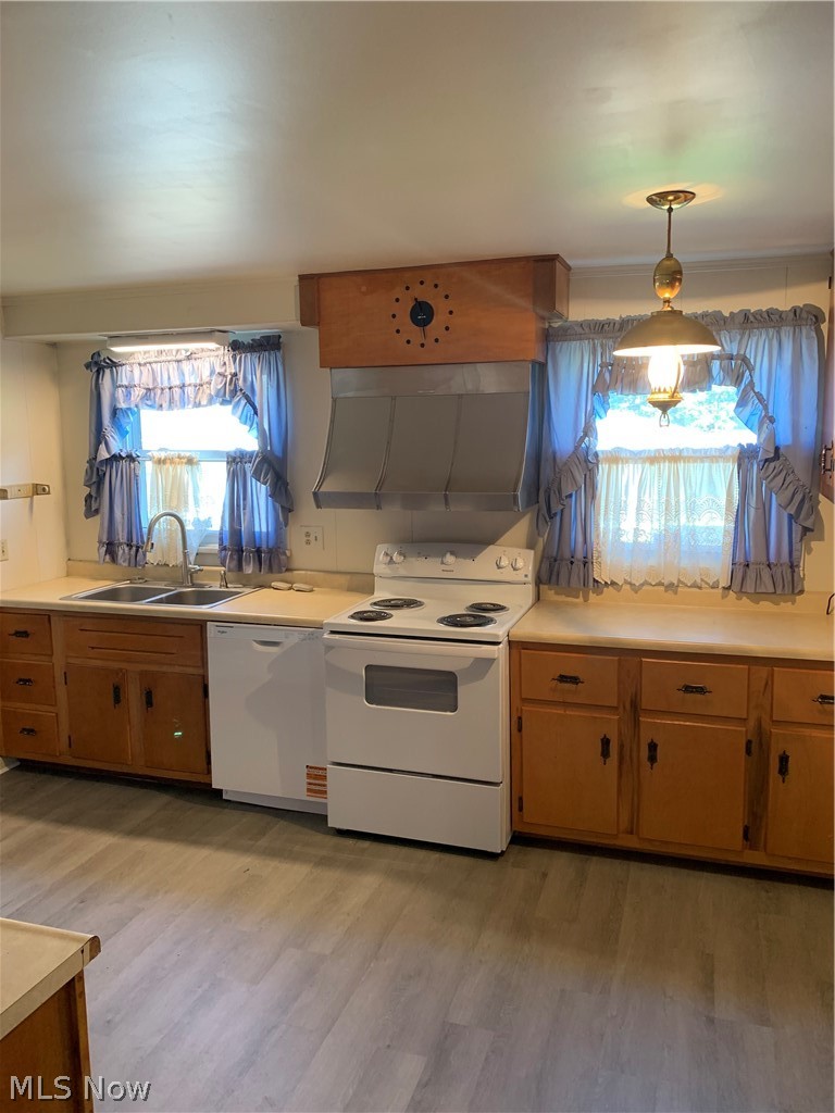 743 Ray Avenue NW New Philadelphia OH 44663