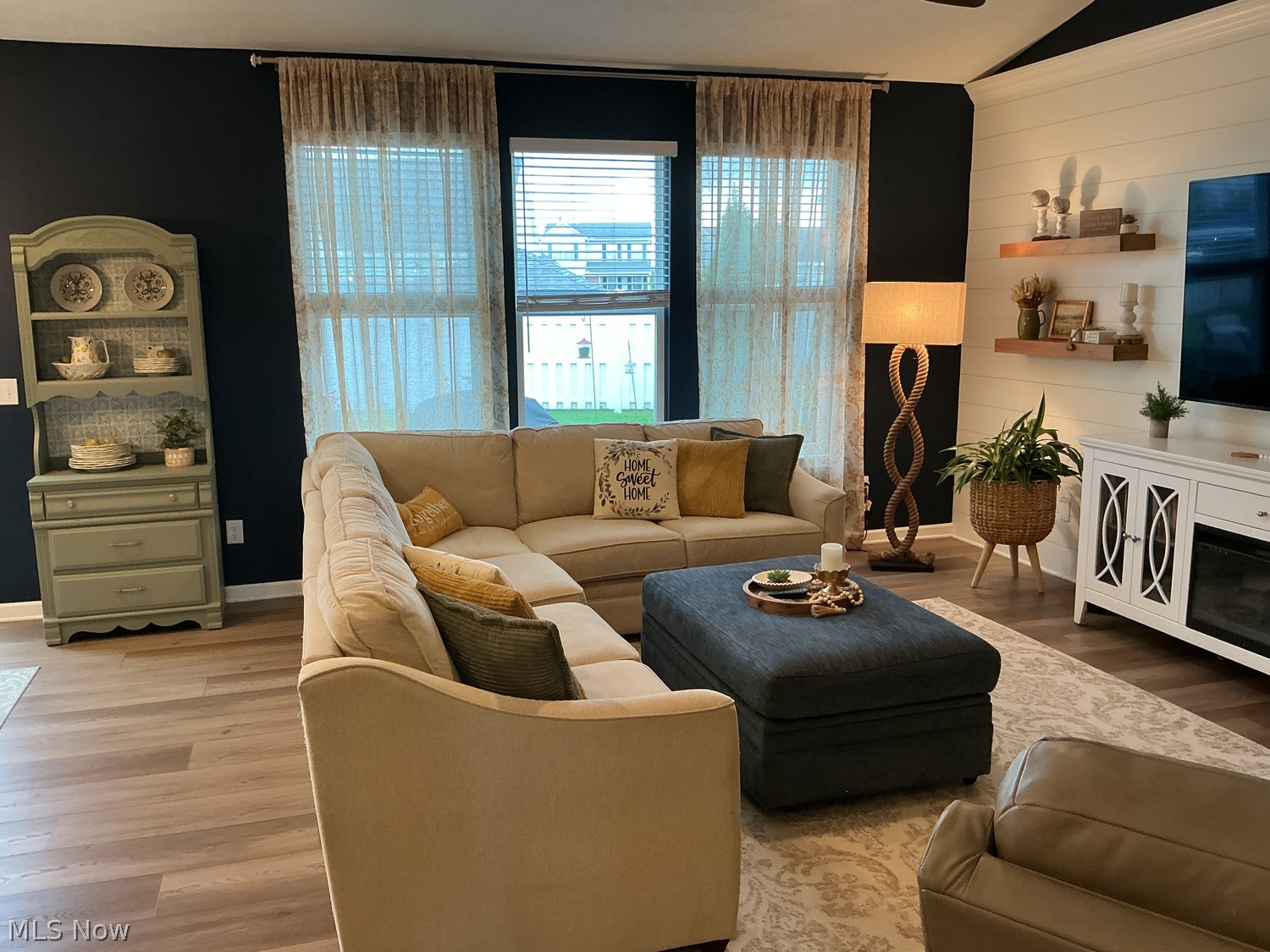 3577 Coopers Trail Lorain OH 44053