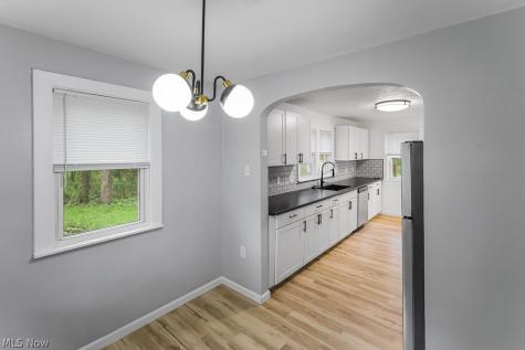 94 Southeast Avenue Tallmadge OH 44278