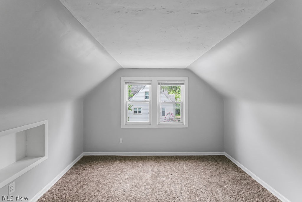94 Southeast Avenue Tallmadge OH 44278