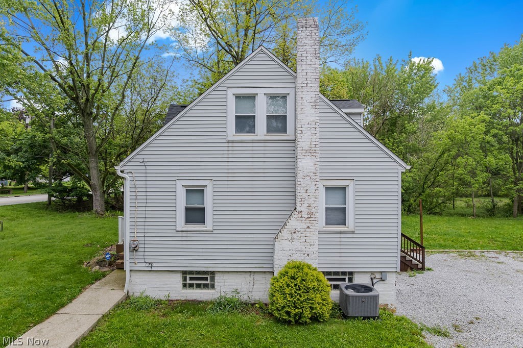 94 Southeast Avenue Tallmadge OH 44278