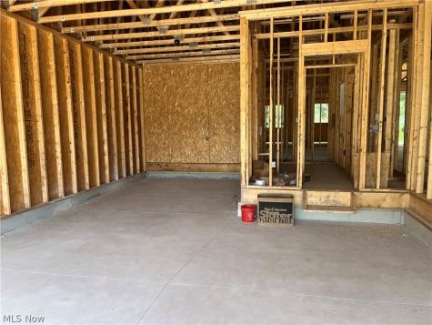 314 Delta Way Elyria OH 44035