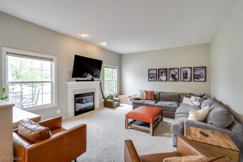 325 Fieldcrest Drive Fairlawn OH 44333