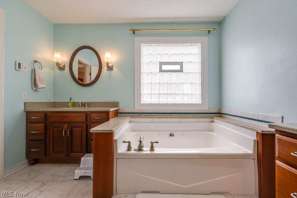 325 Fieldcrest Drive Fairlawn OH 44333