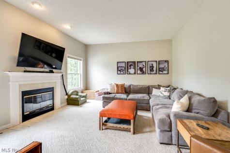 325 Fieldcrest Drive Fairlawn OH 44333