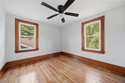 1009 Pardee Avenue Akron OH 44306