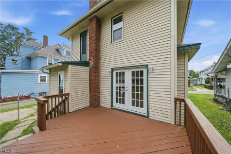 1009 Pardee Avenue Akron OH 44306
