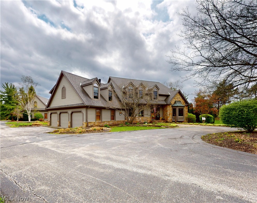 11205 Hampton Ridge Drive Chardon OH 44024
