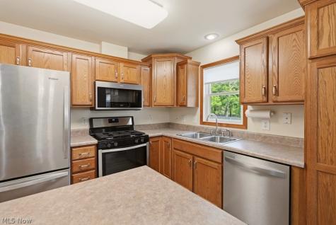 4760 Sunnyside Drive Stow OH 44224