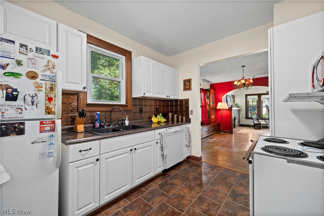 214 Erie Street Elyria OH 44035