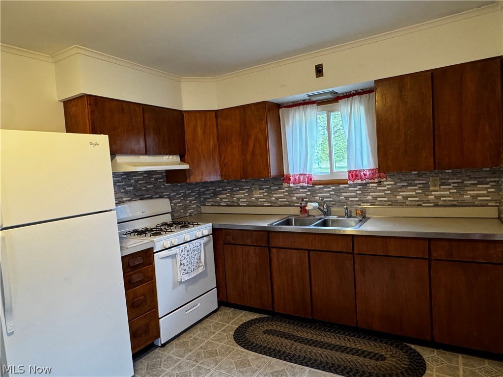 179 E Grover Street Killbuck OH 44637