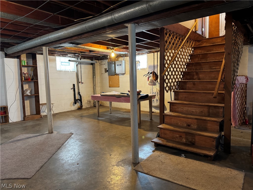 179 E Grover Street Killbuck OH 44637