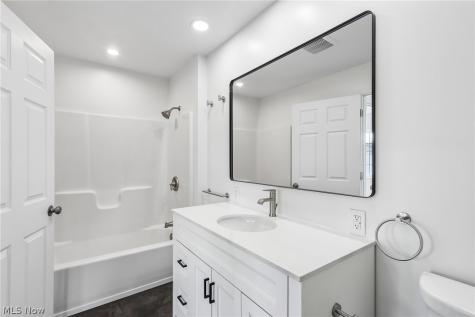 7802 Avon Lake Road Lodi OH 44254