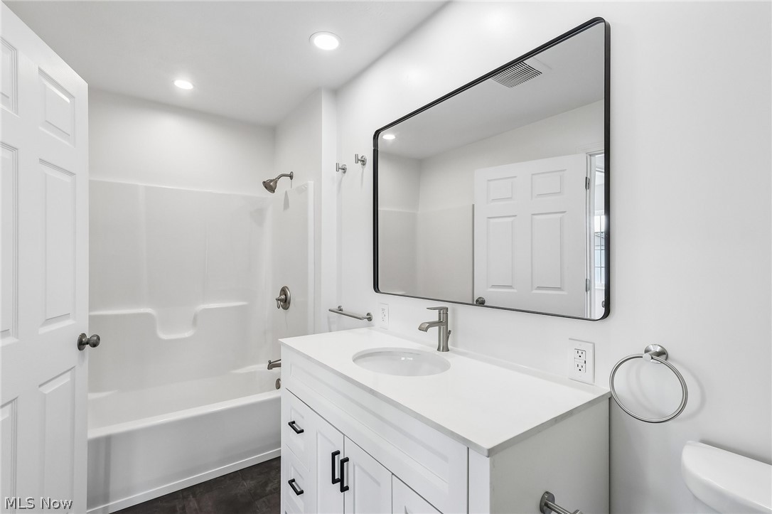 7802 Avon Lake Road Lodi OH 44254