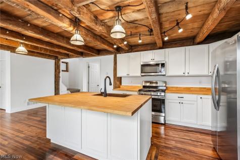7802 Avon Lake Road Lodi OH 44254