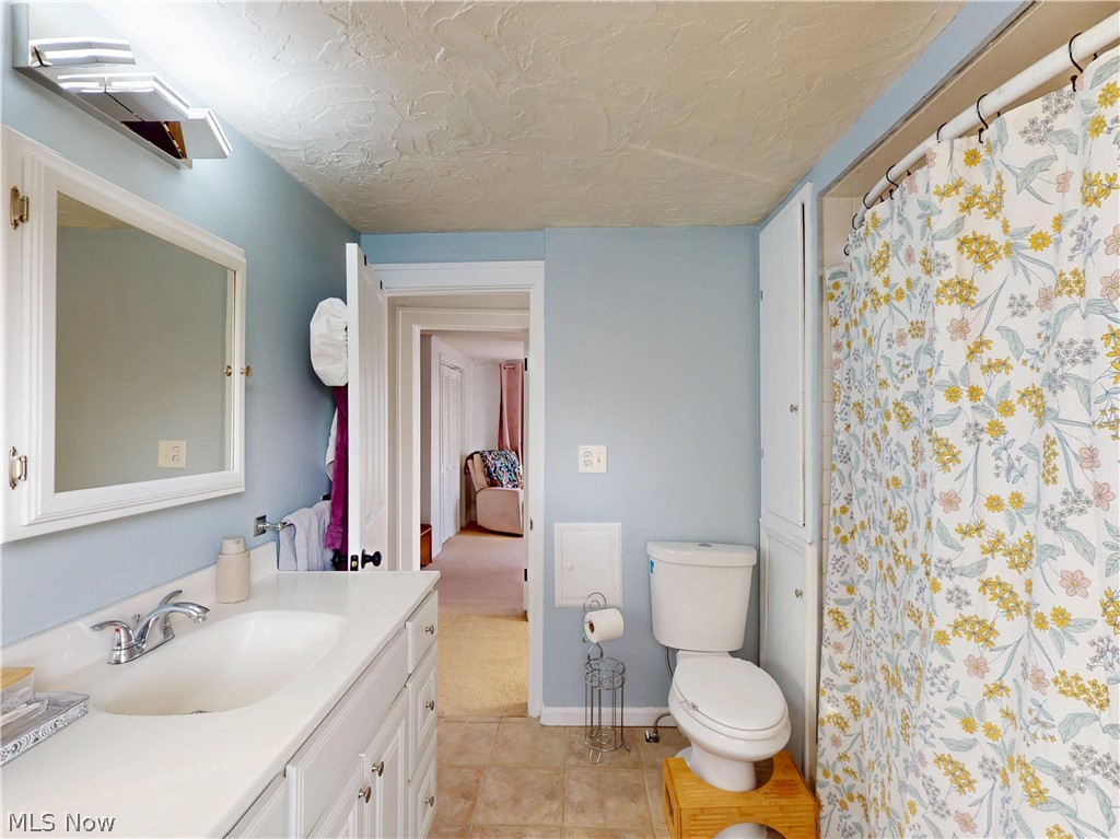 5162 Oakmont Drive Lyndhurst OH 44124