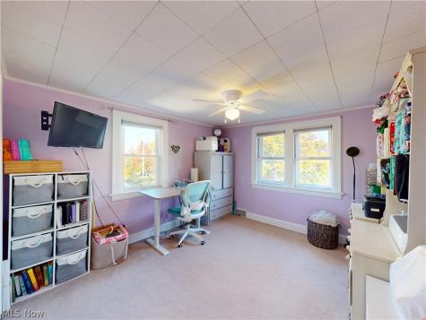 5162 Oakmont Drive Lyndhurst OH 44124