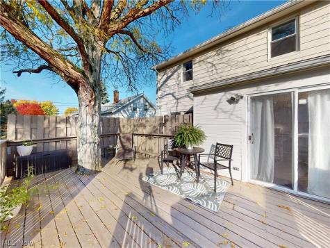 5162 Oakmont Drive Lyndhurst OH 44124
