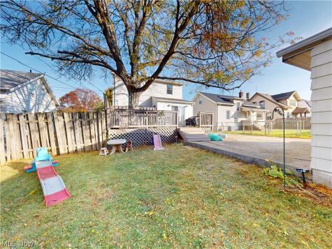 5162 Oakmont Drive Lyndhurst OH 44124