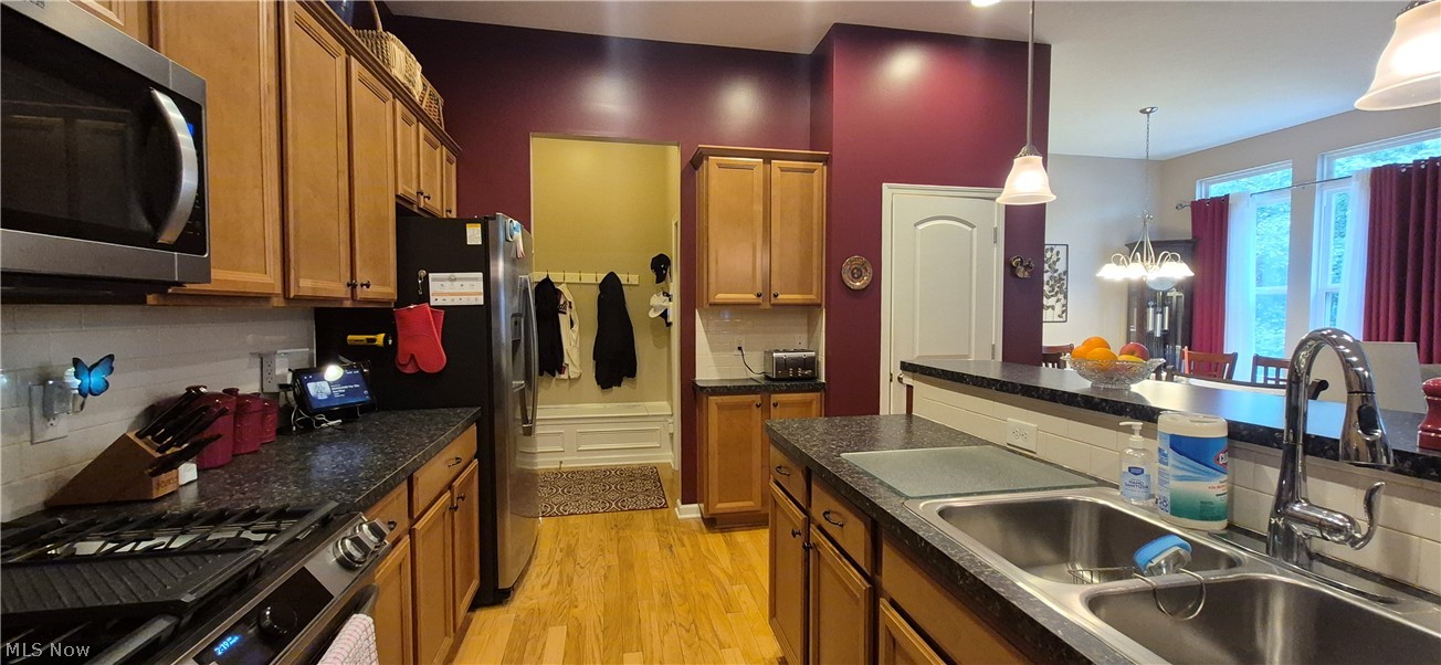 17497 Woodshire Drive Strongsville OH 44149