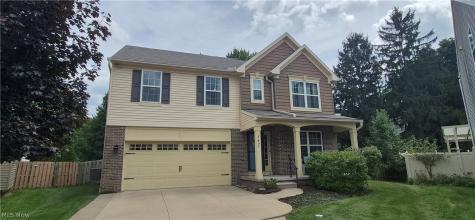17497 Woodshire Drive Strongsville OH 44149