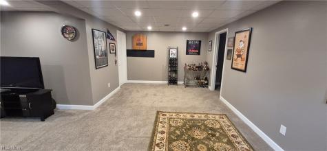17497 Woodshire Drive Strongsville OH 44149
