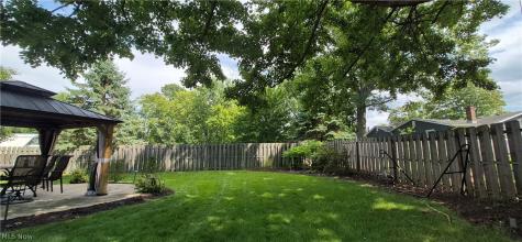 17497 Woodshire Drive Strongsville OH 44149