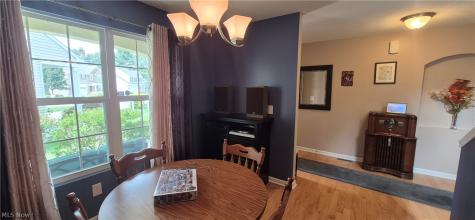17497 Woodshire Drive Strongsville OH 44149