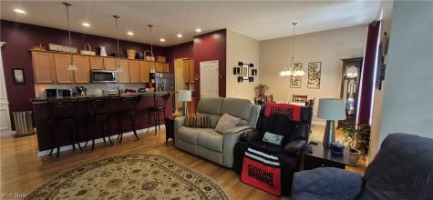 17497 Woodshire Drive Strongsville OH 44149