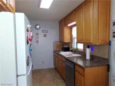 1747 Stoner Avenue NE Massillon OH 44646