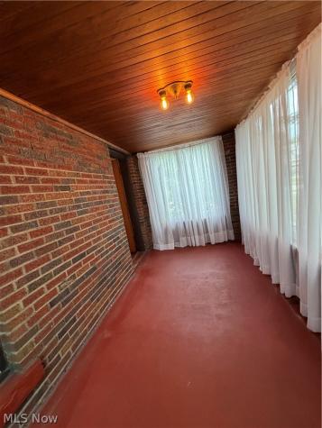 260 E 214th Street Euclid OH 44123