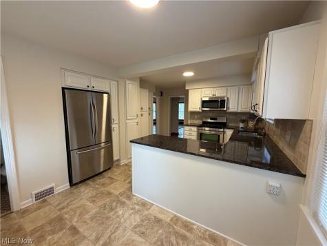 260 E 214th Street Euclid OH 44123