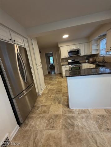 260 E 214th Street Euclid OH 44123