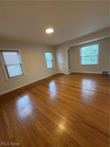 260 E 214th Street Euclid OH 44123