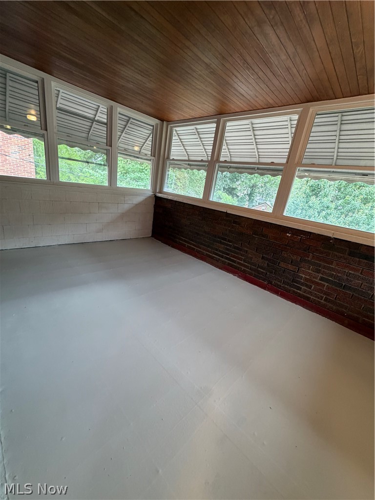260 E 214th Street Euclid OH 44123