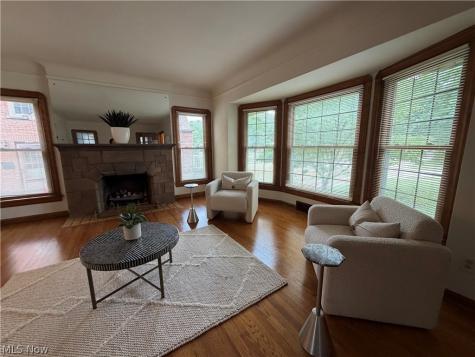 260 E 214th Street Euclid OH 44123