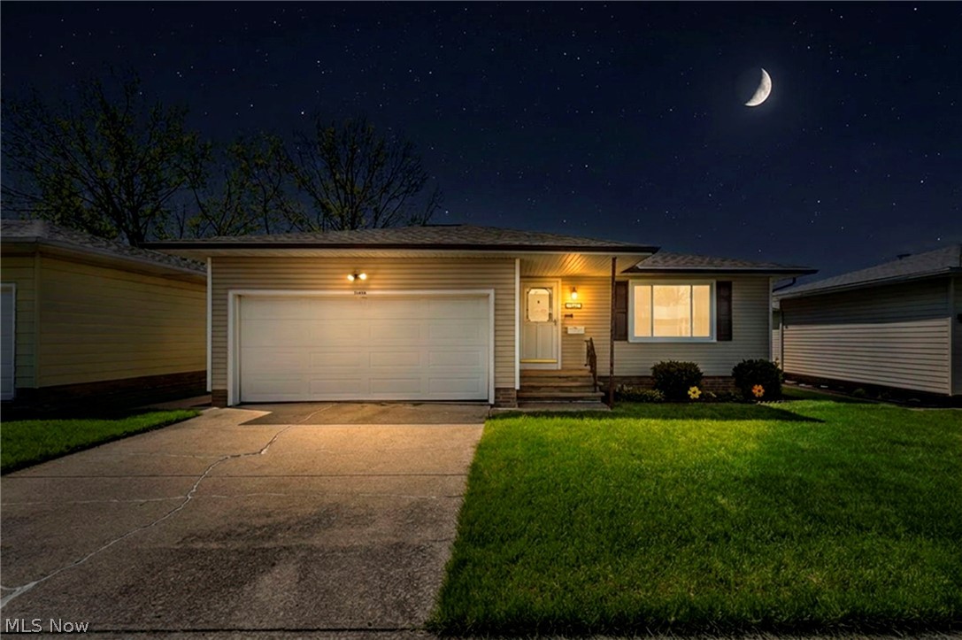 15816 Mendota Avenue Maple Heights OH 44137