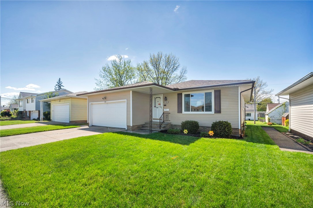 15816 Mendota Avenue Maple Heights OH 44137