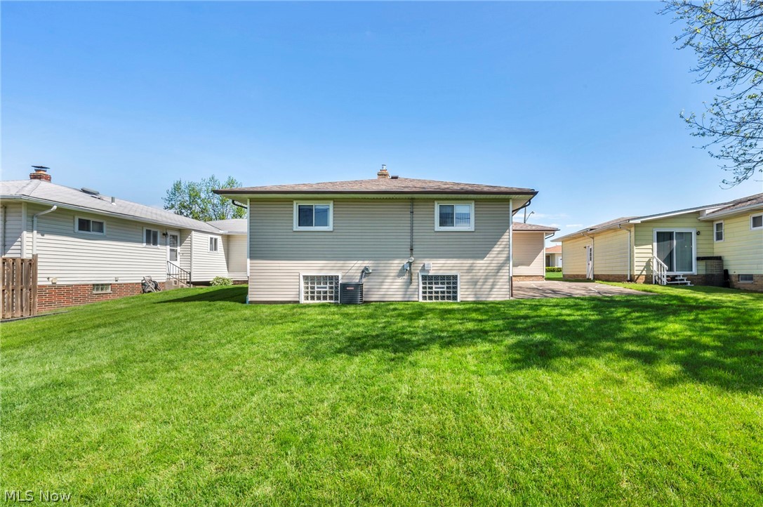 15816 Mendota Avenue Maple Heights OH 44137