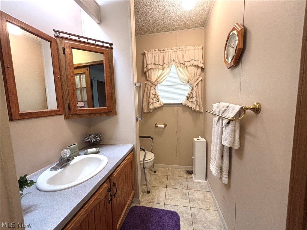 1229 Columbiana Lisbon Road Columbiana OH 44408