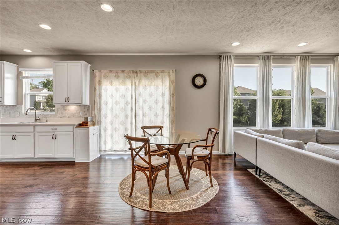 21017 Rockglen Drive Strongsville OH 44149