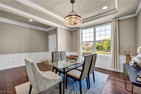 21017 Rockglen Drive Strongsville OH 44149