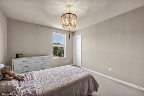 21017 Rockglen Drive Strongsville OH 44149