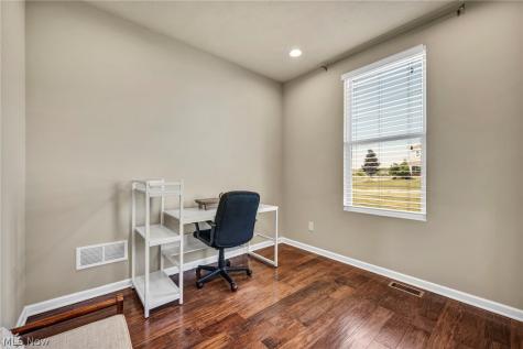 21017 Rockglen Drive Strongsville OH 44149