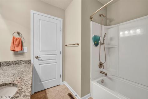 21017 Rockglen Drive Strongsville OH 44149