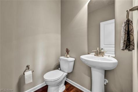 21017 Rockglen Drive Strongsville OH 44149
