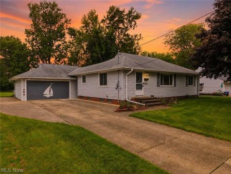 6524 Charles Road North Olmsted OH 44070