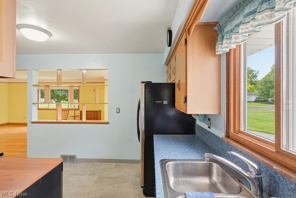 6524 Charles Road North Olmsted OH 44070
