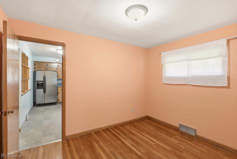 6524 Charles Road North Olmsted OH 44070