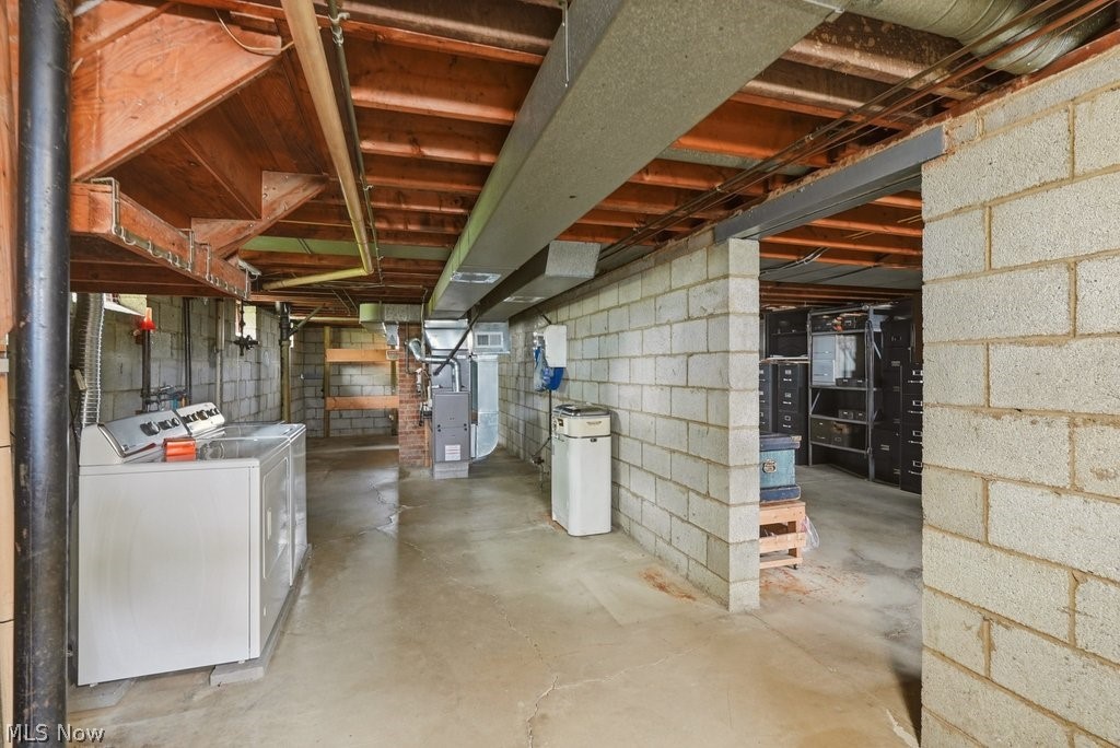 6524 Charles Road North Olmsted OH 44070